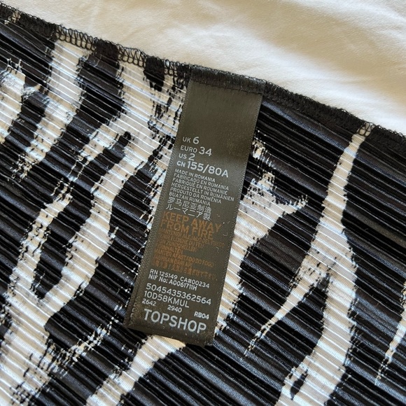 Topshop zebra dress Size 2 - Picture 6 of 6